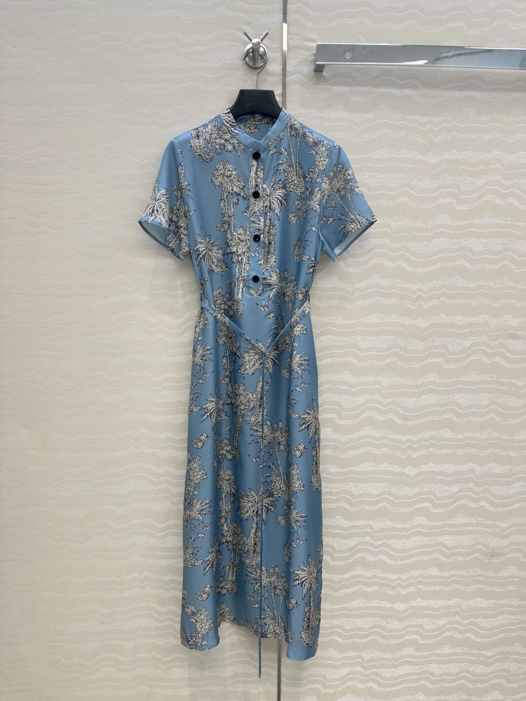 Шёлковое платье