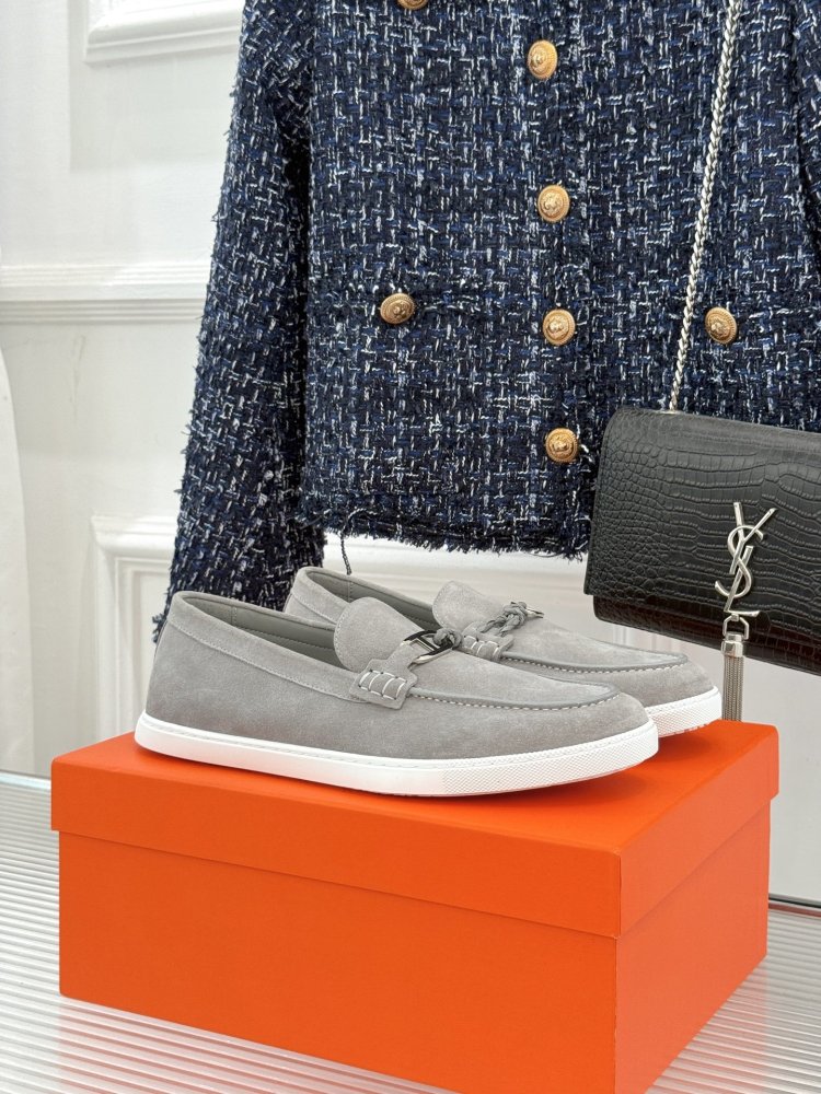 Лоферы женские