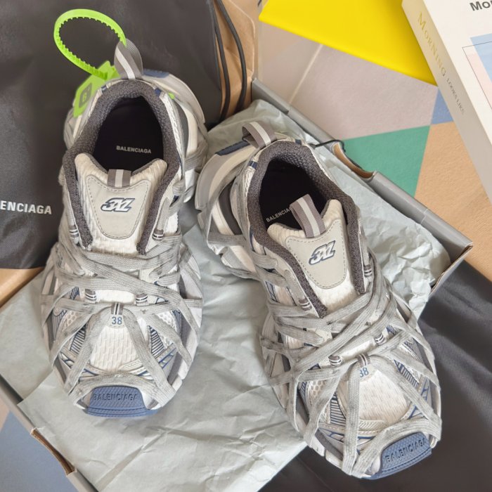 Кроссовки Balenciaga 3XL Extreme Lace