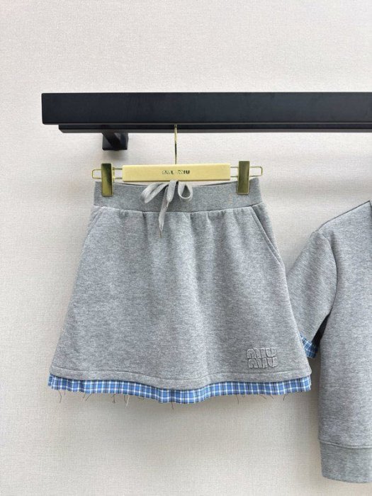 Костюм жіночий фото 7