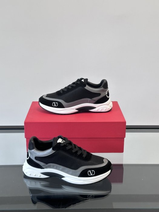 Кроссовки фото 4