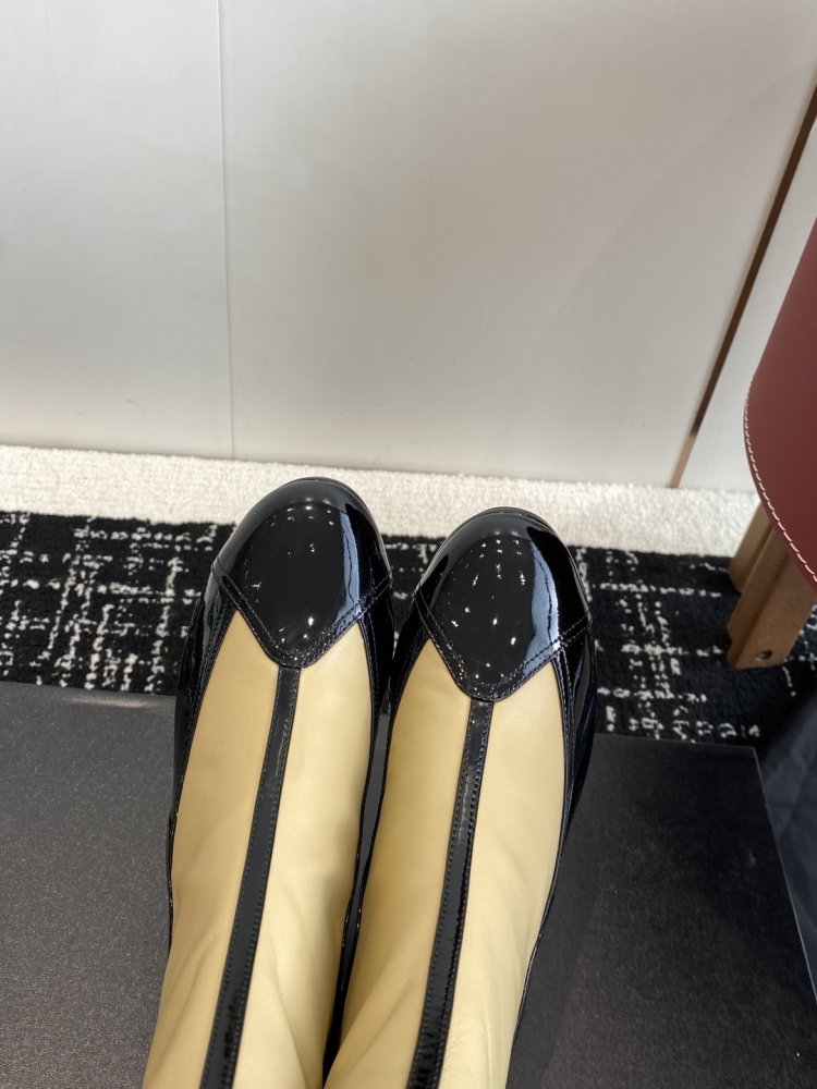 Boots women's фото 7