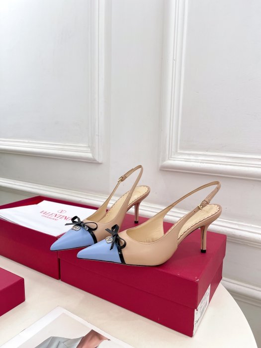 Босоножки фото 3