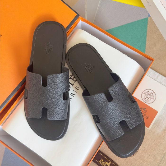 Шлепанцы женские