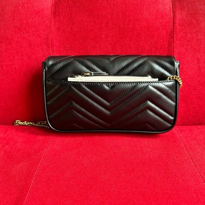 A bag women's GG Marmont at black skin 21 cm фото 7