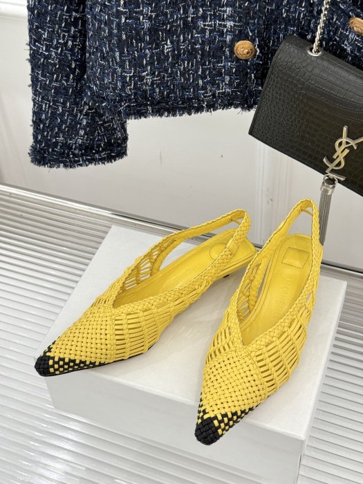 Босоніжки фото 2