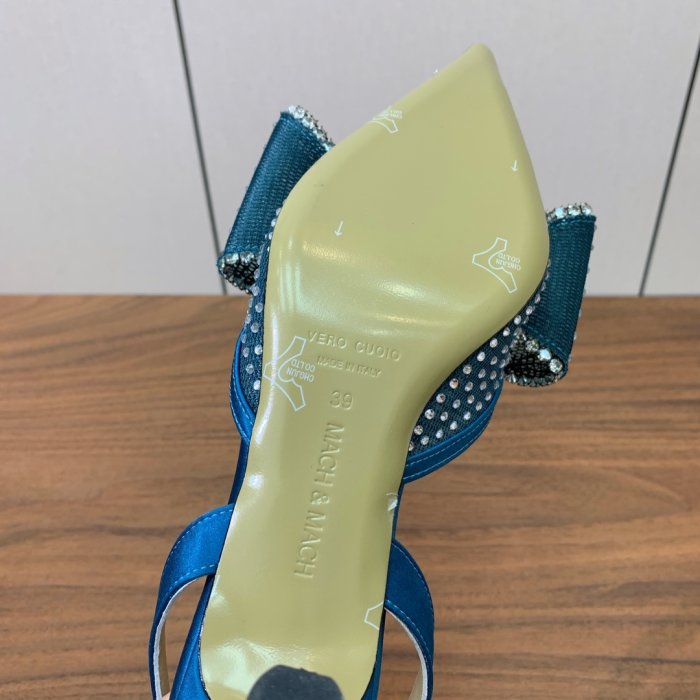 Босоніжки фото 9