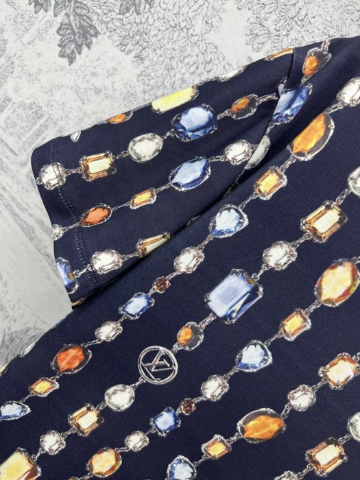 T-shirt women's фото 5