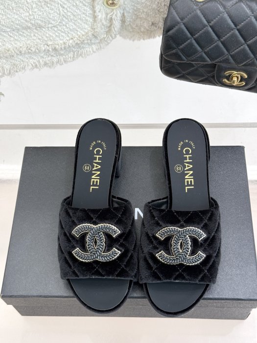 Босоножки фото 4