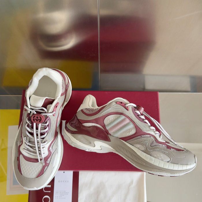 Кросівки фото 3