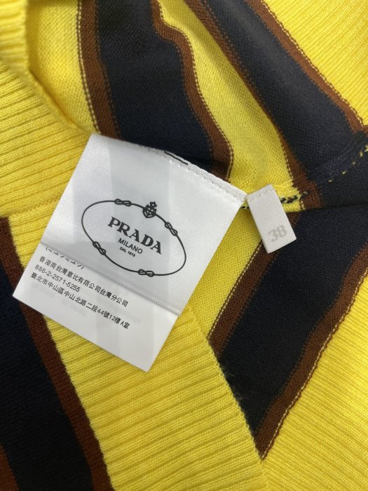 T-shirt women's фото 6