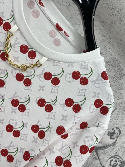 Футболка женская фото 6