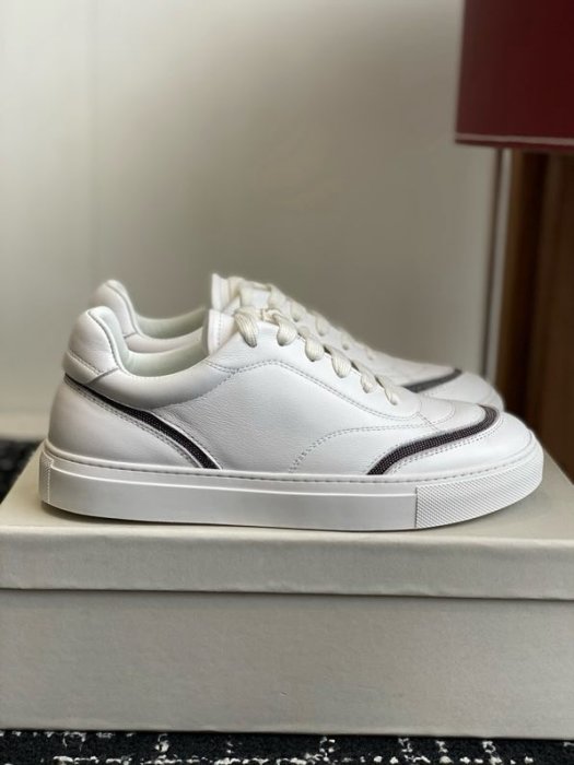 Sneakers фото 2