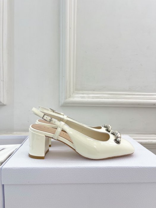 Босоножки фото 2