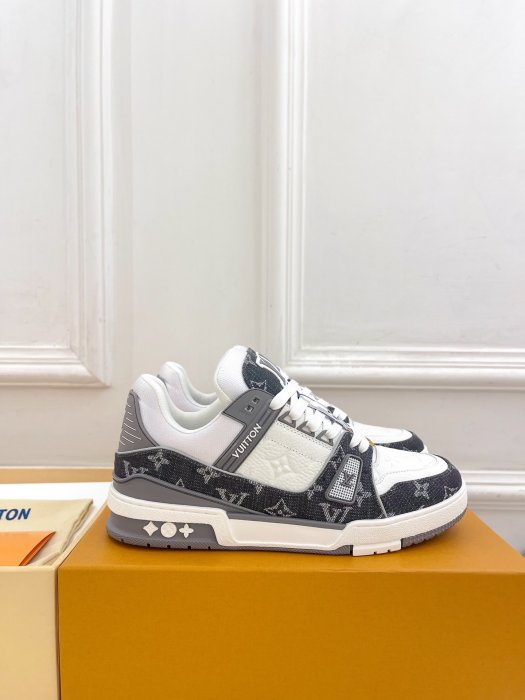 Sneakers фото 2