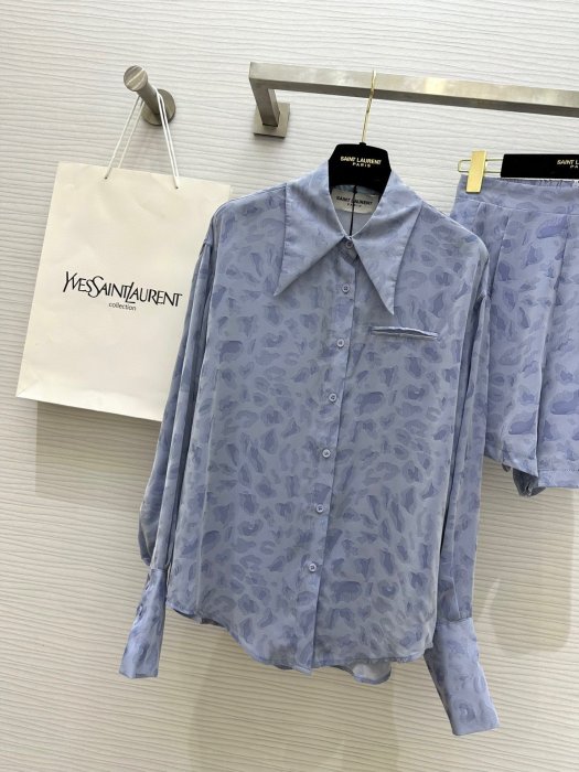 Костюм женский фото 2