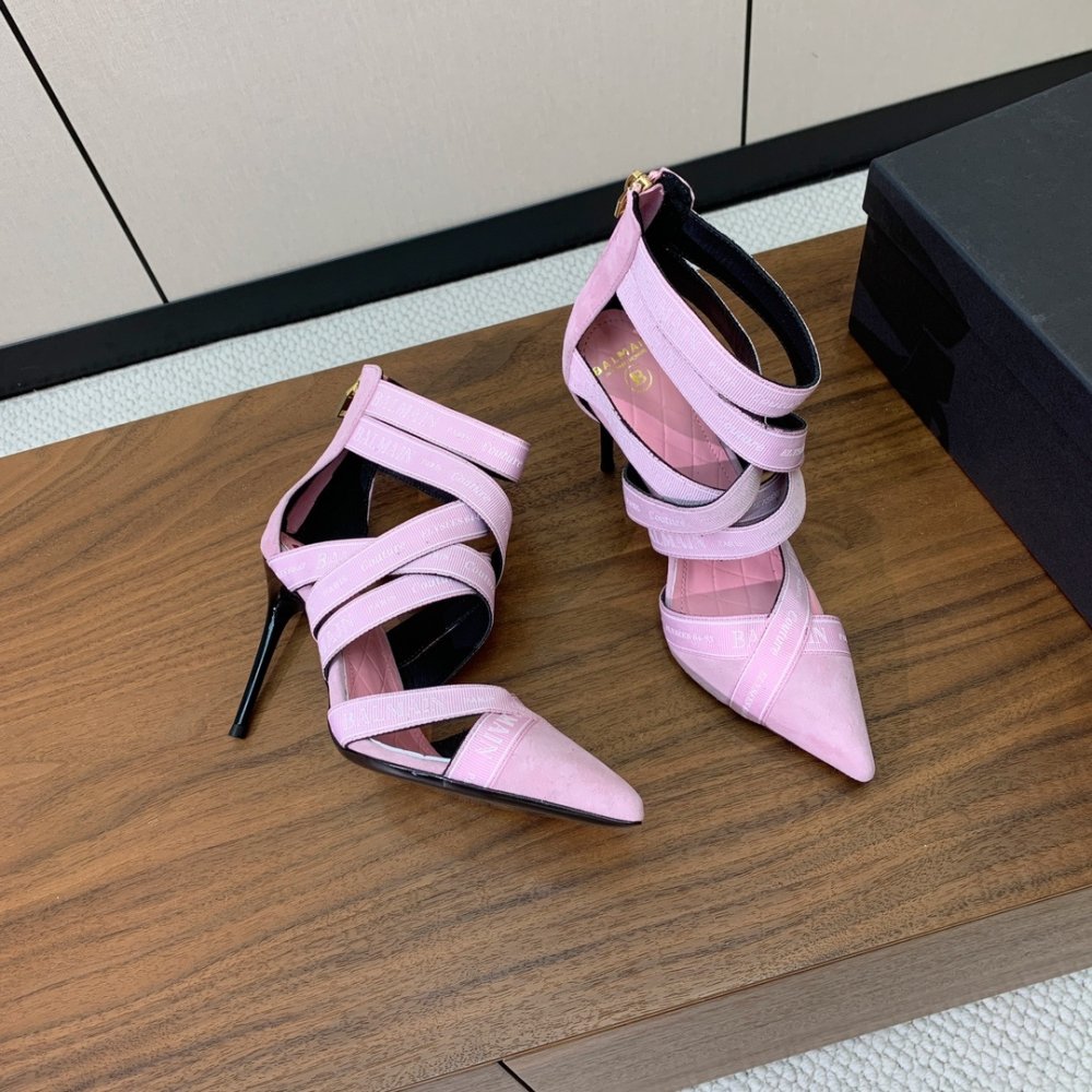 Босоножки фото 2