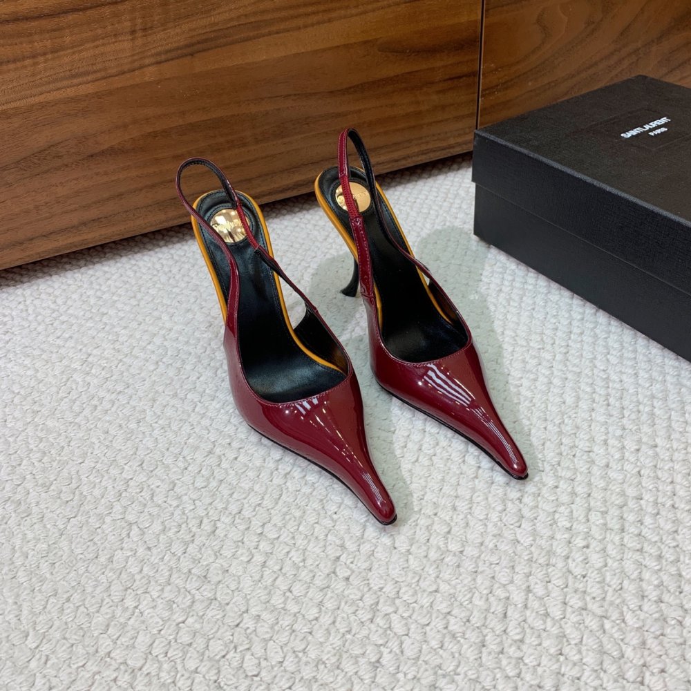 Босоножки фото 5