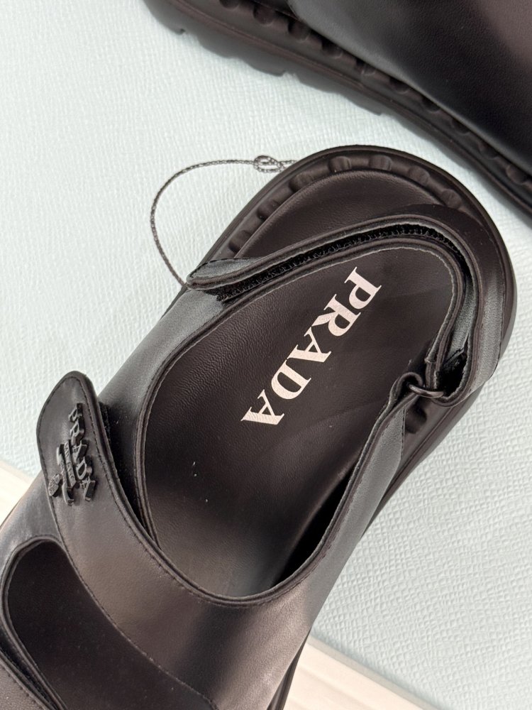 Сандалии женские фото 8