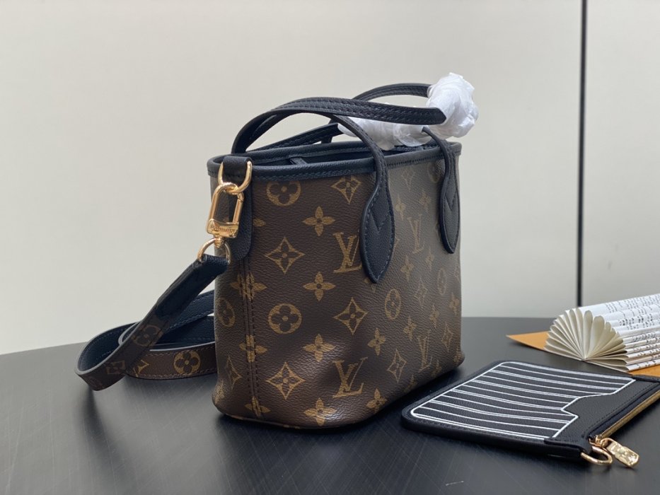 Сумка Neverfull Bandouliere Inside Out BB 24 см фото 3