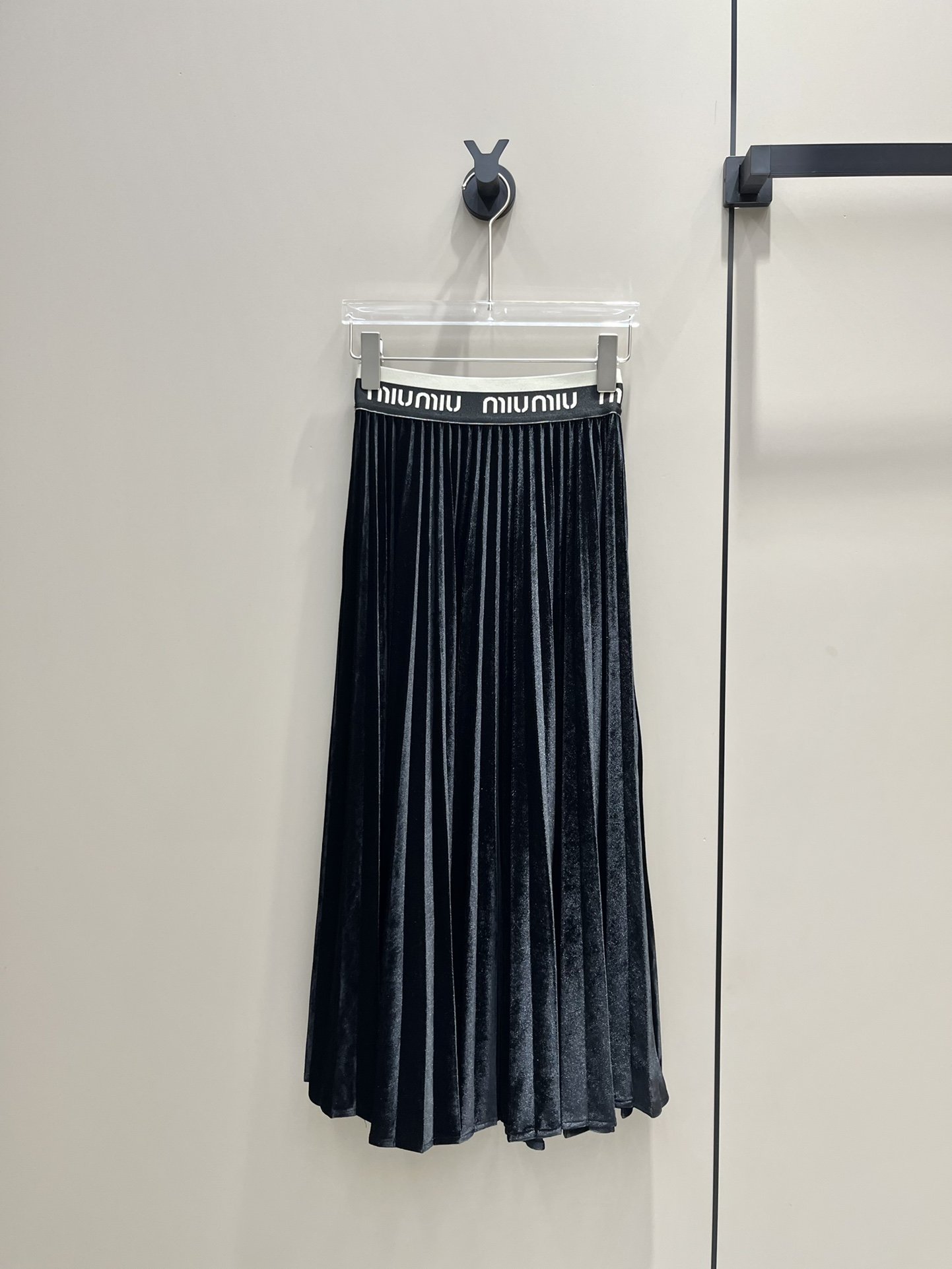 Skirt pleated velvet secondary length фото 7