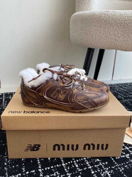 Кроссовки New Balance 530 x Miu Miu зимние фото 2