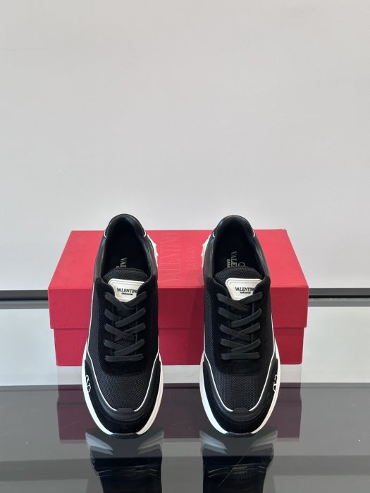 Кросівки фото 6