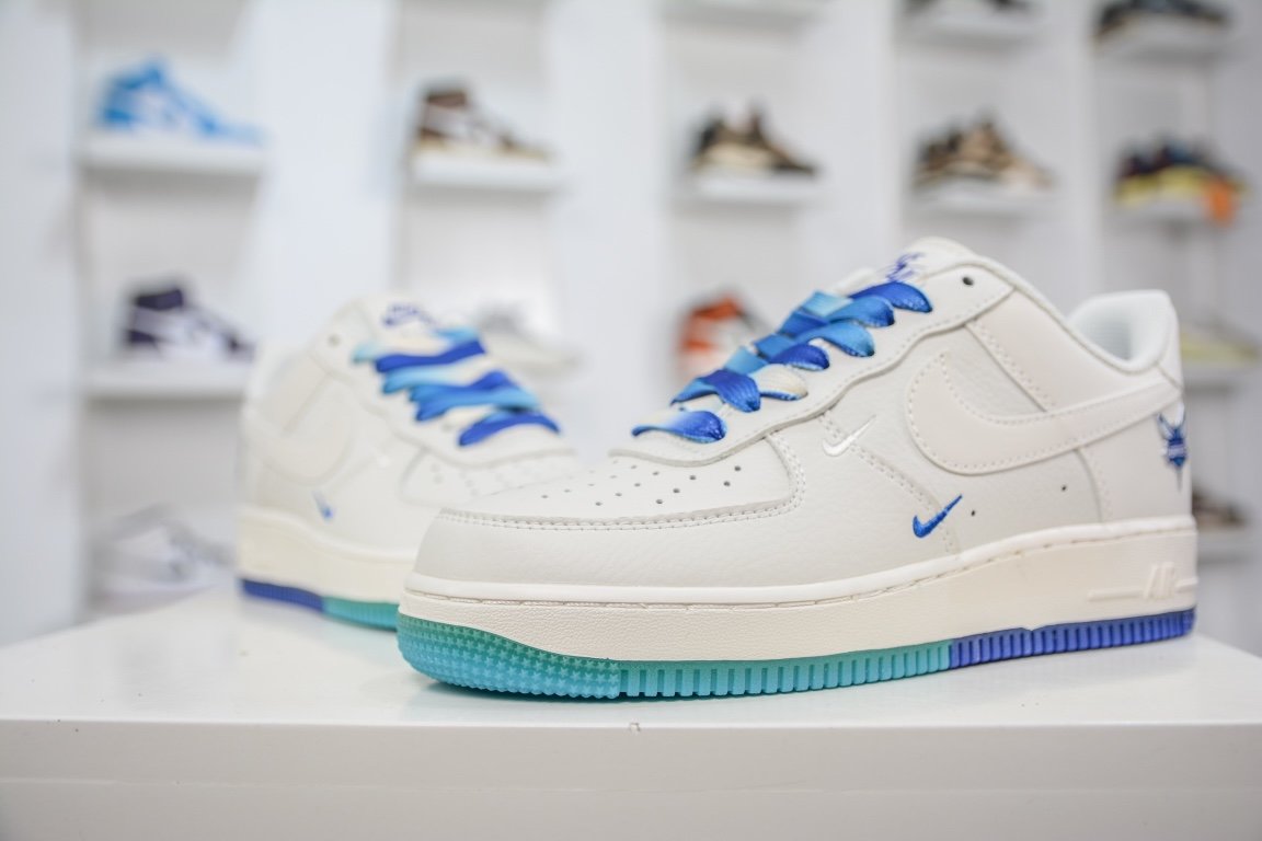 Sneakers Air Force 1 Low 07 Hornets фото 4