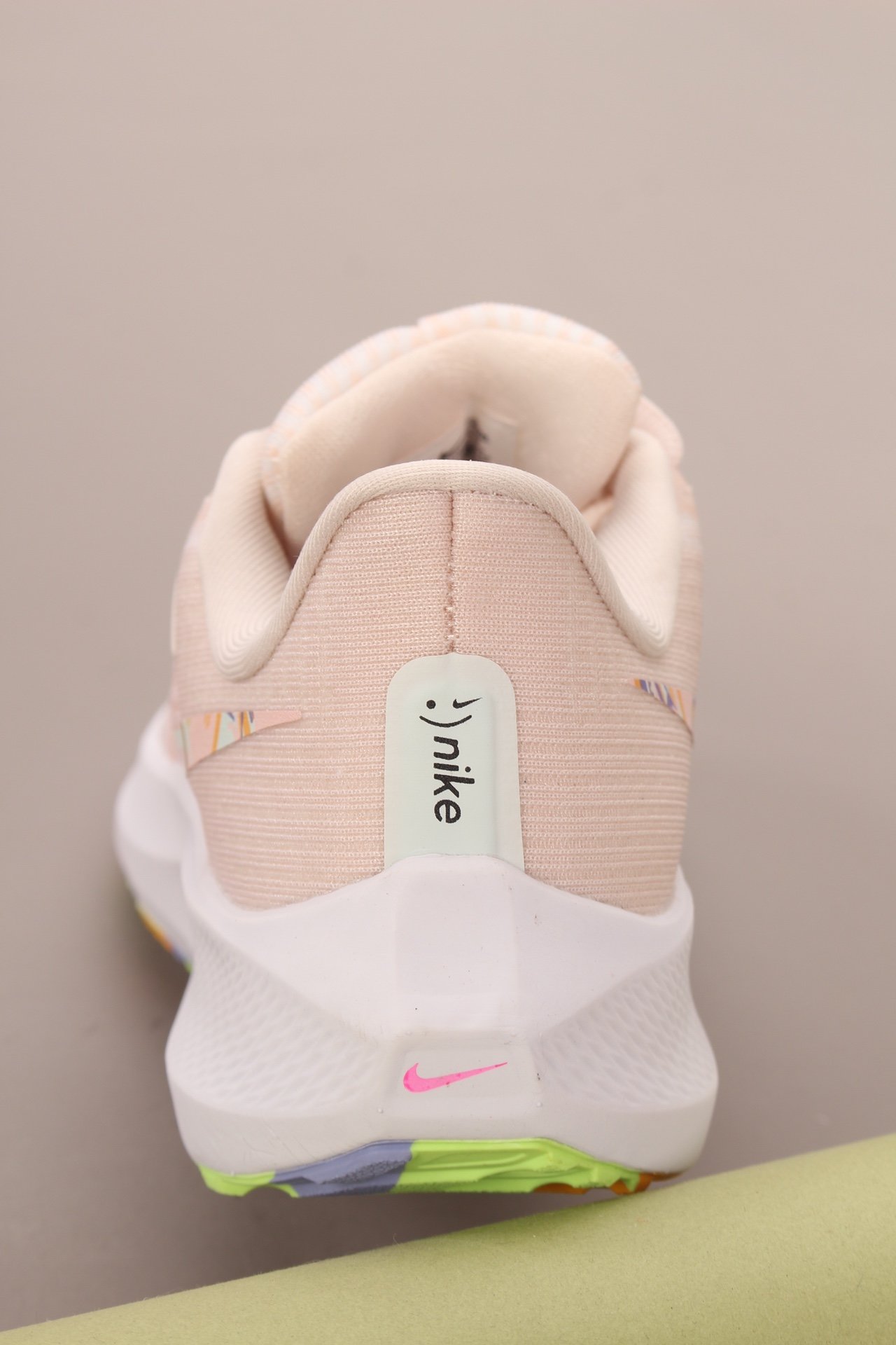 Sneakers Air Zoom Pegasus 39 Premium Light Soft Pink DO9483-600 фото 5