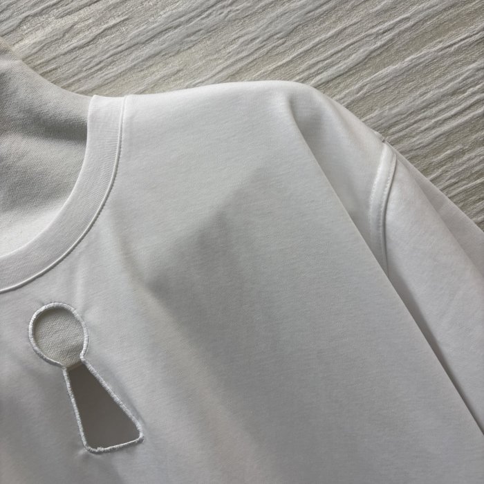 T-shirt women's фото 5