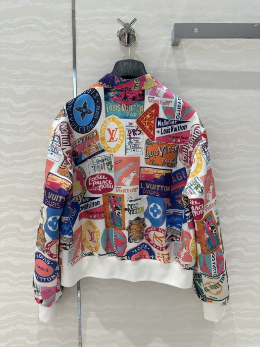 Куртка женская фото 9