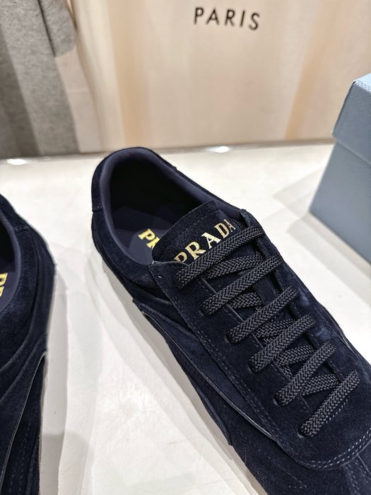 Кроссовки фото 6