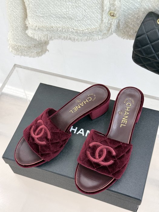 Босоножки фото 2