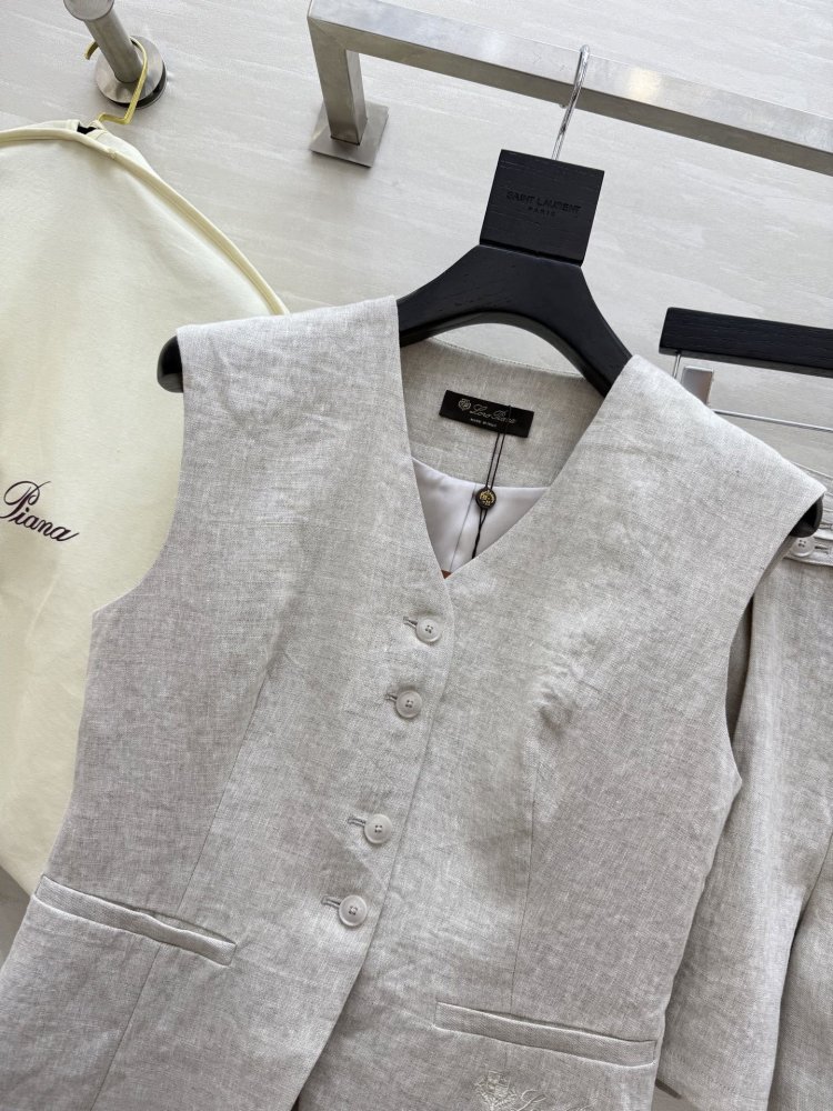 Костюм женский фото 7