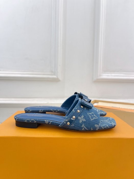 Шлепанцы фото 3