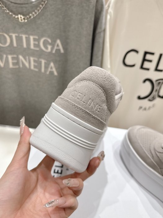 Кроссовки женские фото 8