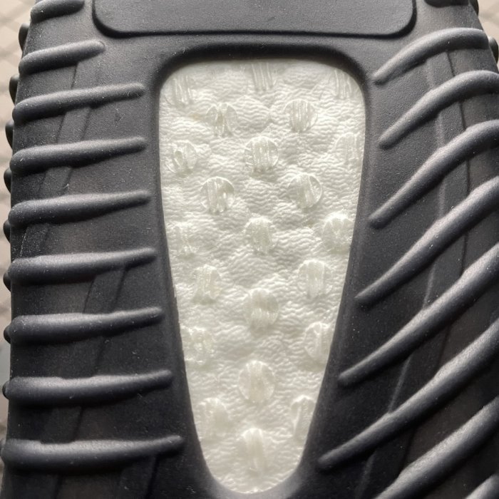Кроссовки Yeezy Boost 350V2 фото 8