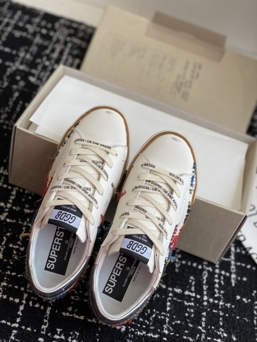 Кроссовки женские фото 4