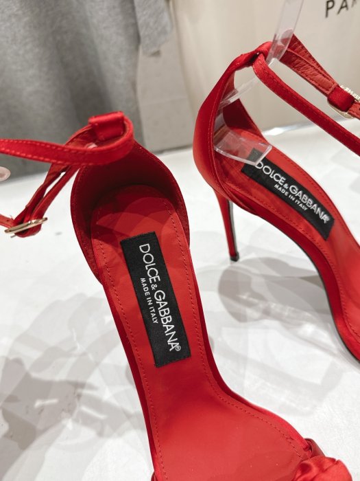 Босоніжки фото 8