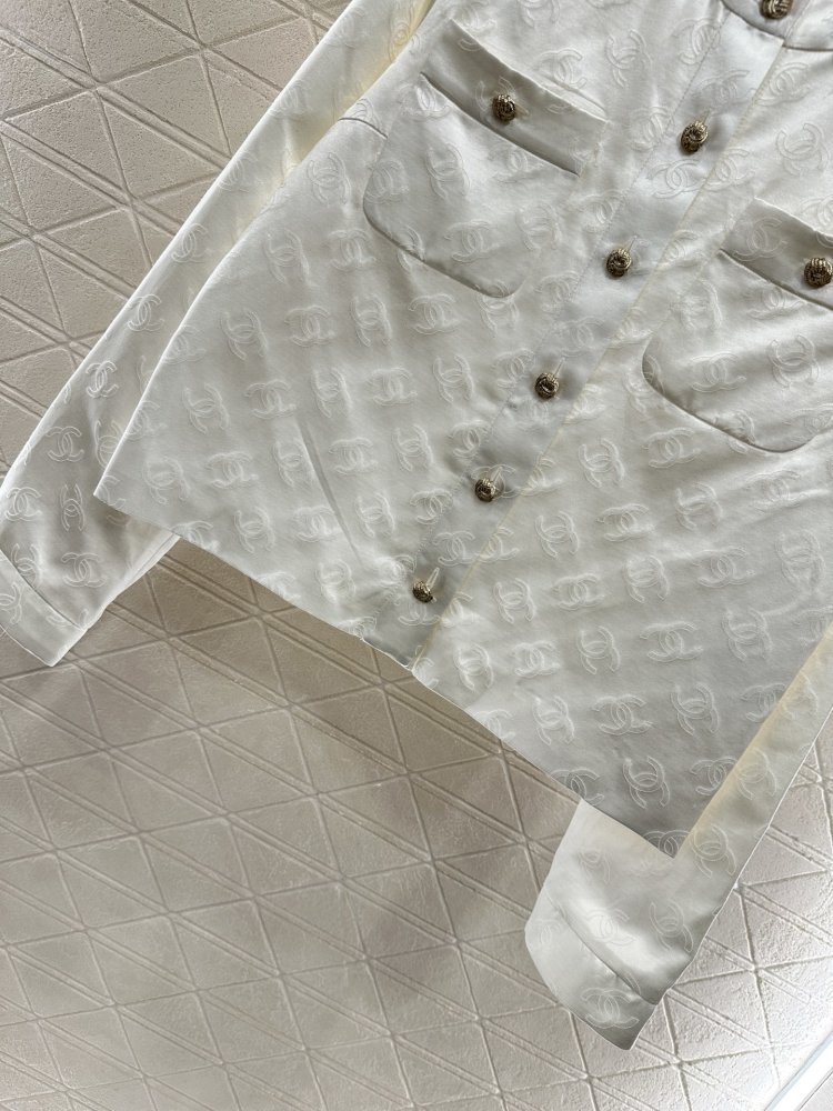 Куртка жіноча фото 5