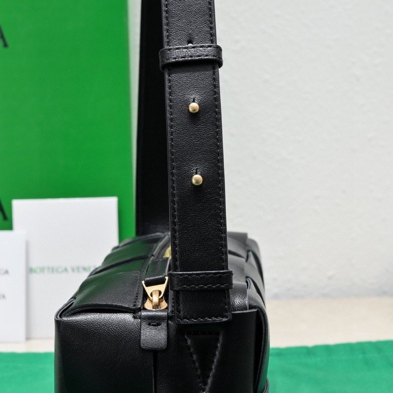 A bag women's BRICK CASSETTE 23.5 cm фото 6