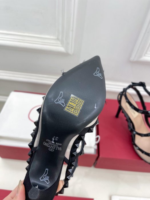 Босоножки фото 9