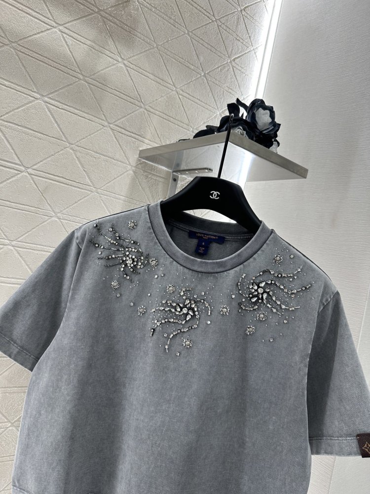 Футболка жіноча фото 3