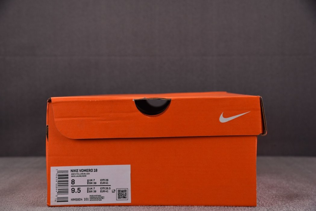 Кроссовки Vomero 18 Coconut Milk фото 6