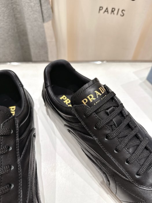 Кроссовки фото 6