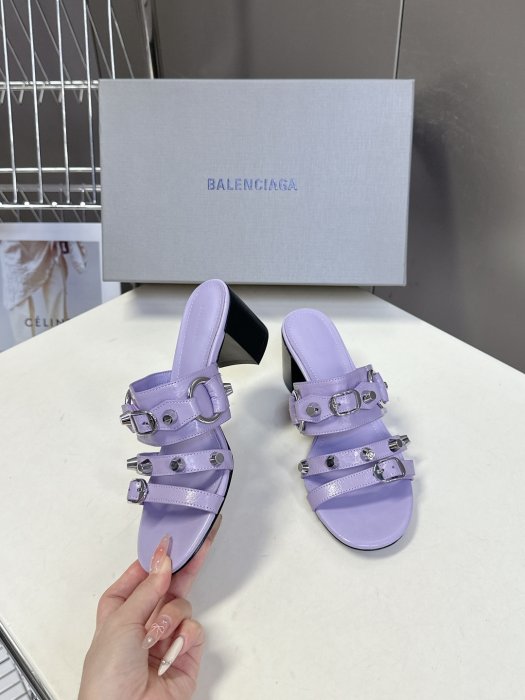 Босоножки фото 4