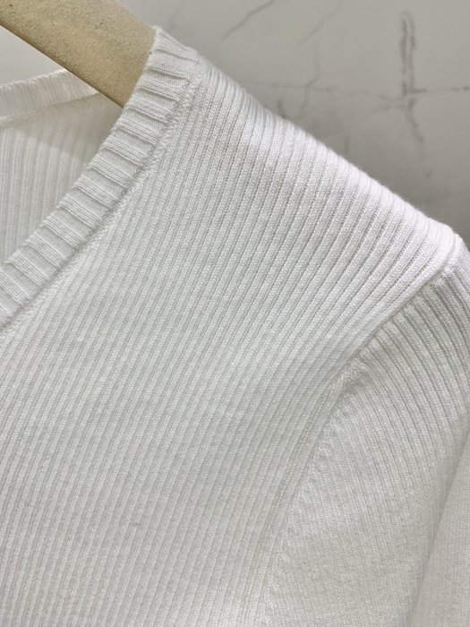 Кофта жіноча фото 4