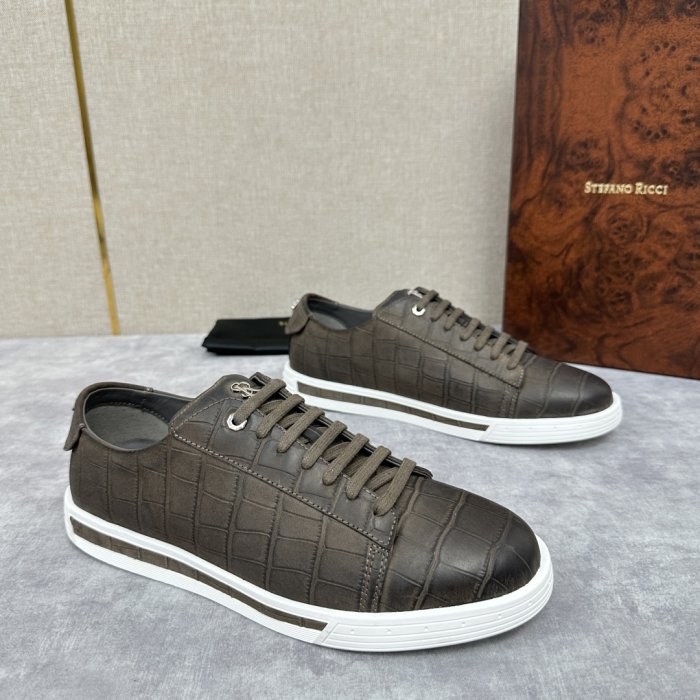 Кросівки фото 2