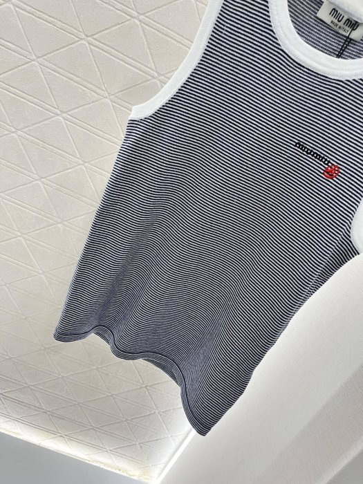 Майка жіноча фото 5