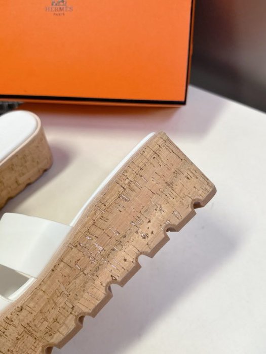 Босоножки фото 9